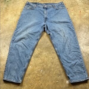 Levi’s 560 Classic Blue Denim Jeans
Size: 42 x 30